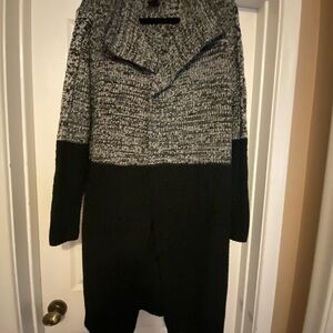 FarWest Two tone Knit Sweater